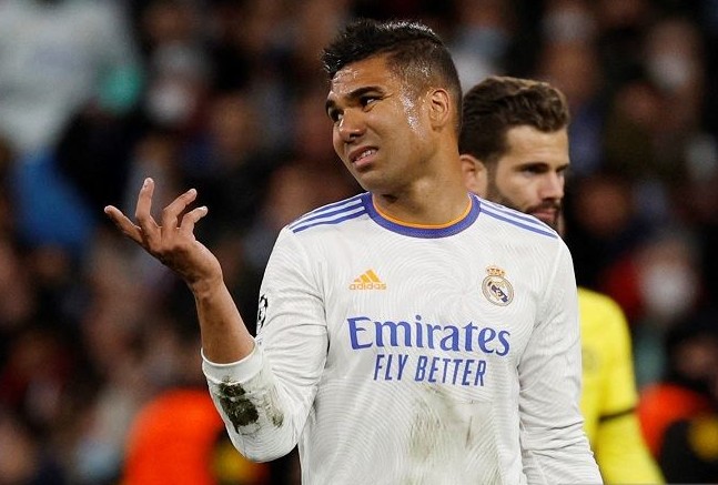 Casemiro Tertahan di Madrid karena Visa Kerja