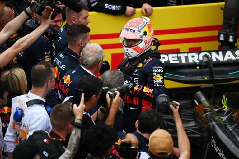 Rekor Baru, Verstappen Raih Rekor Kemenangan ke-10 Secara Beruntun