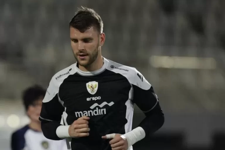 Penyelamatan Penalti Paes, Timnas Indonesia Bermain Imbang Lawan Arab Saudi