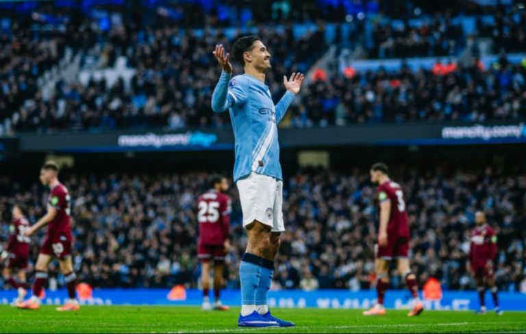 Pemain Keturunan Indonesia Tijjani Reijnders Akhirnya Cetak Gol di Etihad