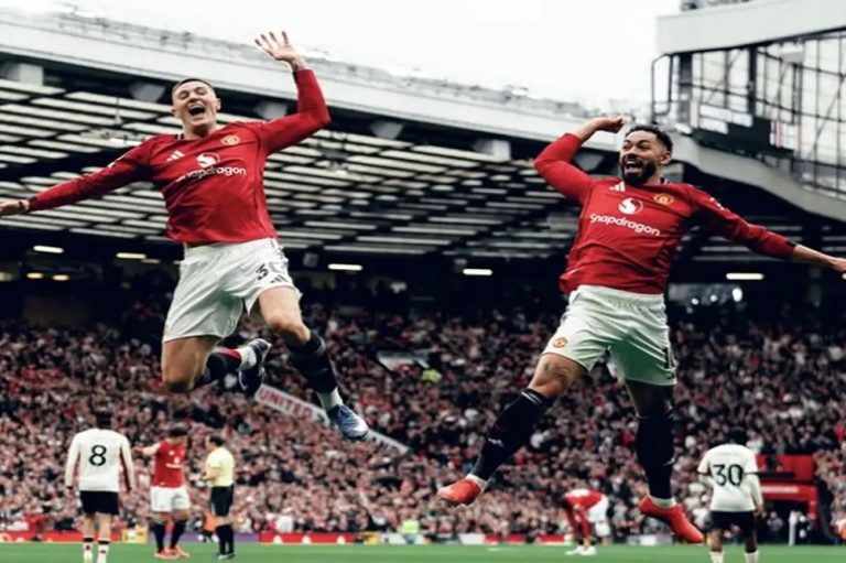 Hasil Manchester United vs Liverpool 3-2: Gol Misterius dan Blunder Warnai Kekalahan The Reds