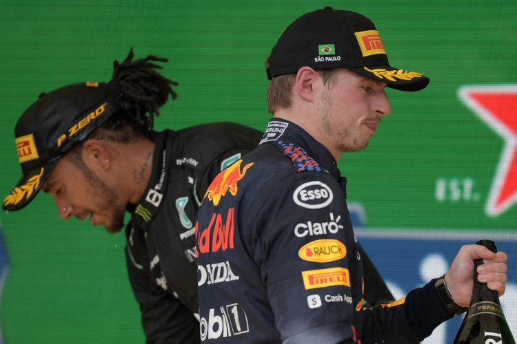 Verstappen vs Hamilton di GP Abu Dhabi, Siapa yang Bakal Juara?