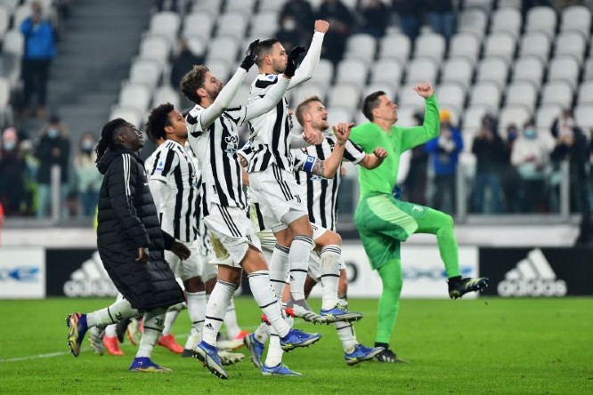 Juventus Taklukkan Cagliari 2-0