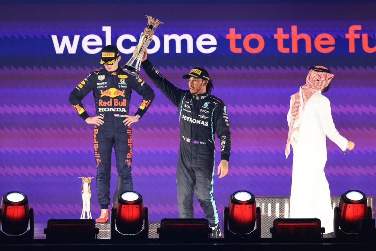 Hasil Balapan F1 GP Arab Saudi, Poin Hamilton-Verstappen Setara