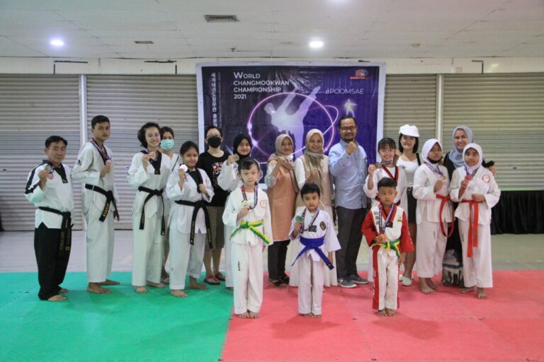 Atlet Taekwondo Kharisma Bangsa Raih Prestasi Gemilang