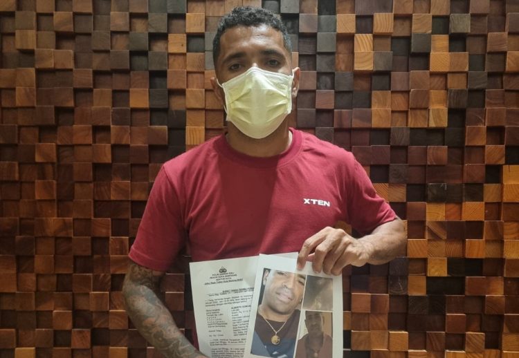 Striker Naturalisasi Korban Penjambretan di Bali