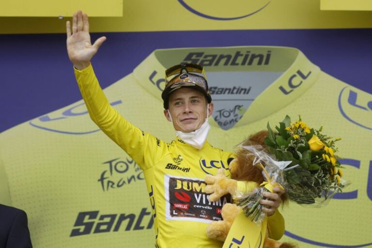 Tour de France, Juara di Etape 11, Vingegaard Rebut Kaus Kuning