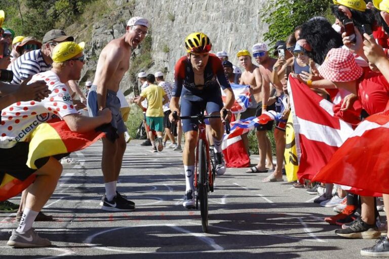 Tour de France Etape 12 di Alpe d’Huez, Vingegaard Pertahankan Kaus Kuning