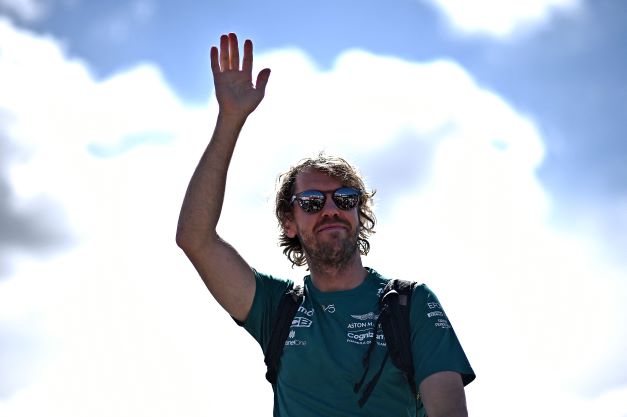 Rilis Akun Instagram, Sebastian Vattel Umumkan Pensiun dari F1