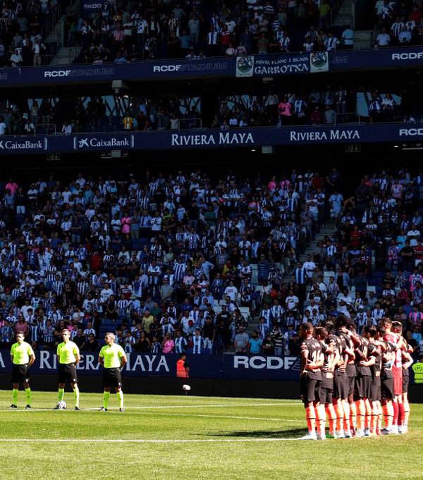 Tragedi Kanjuruhan: Hening Cipta di La Liga, Pita Hitam di Premier League