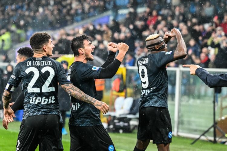 Napoli Makin Kukuh di Puncak Klasemen di Serie A