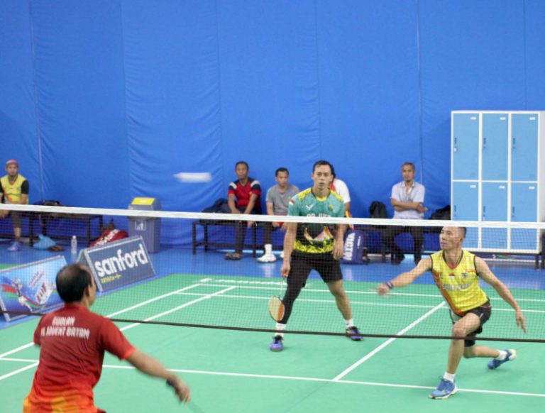 Batam Pos Badminton Tournamen Menuju Partai Puncak