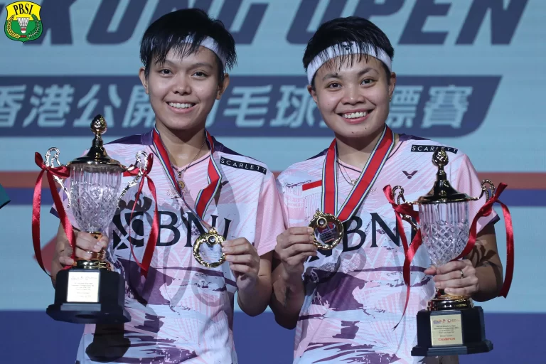 Apri/Fadia Raih Emas, Cetak Sejarah Indonesia dii Turnamen Badminton Hongkong Open 2023