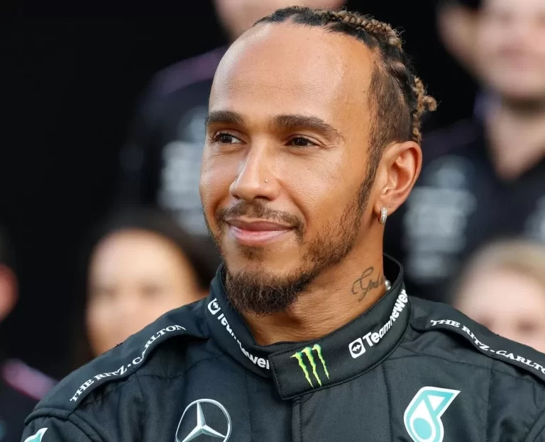 Sebelum Menyeberang ke Ferrari, Hamilton Ingin Akhir Musim Bersama Mercedes dengan Manis